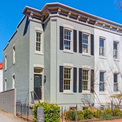 1523 Caroline St NW