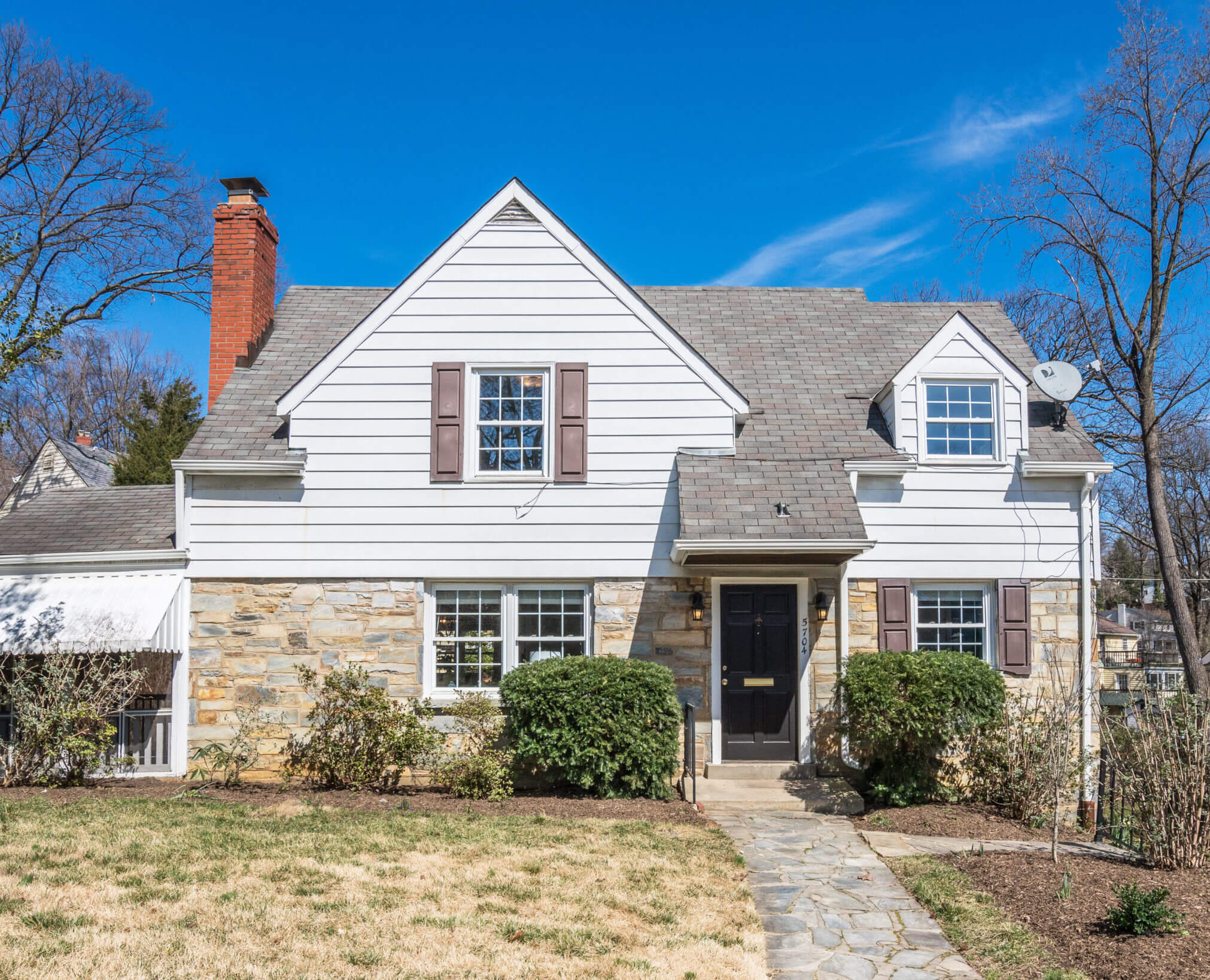 5704 Greenleaf — Barley & Barley