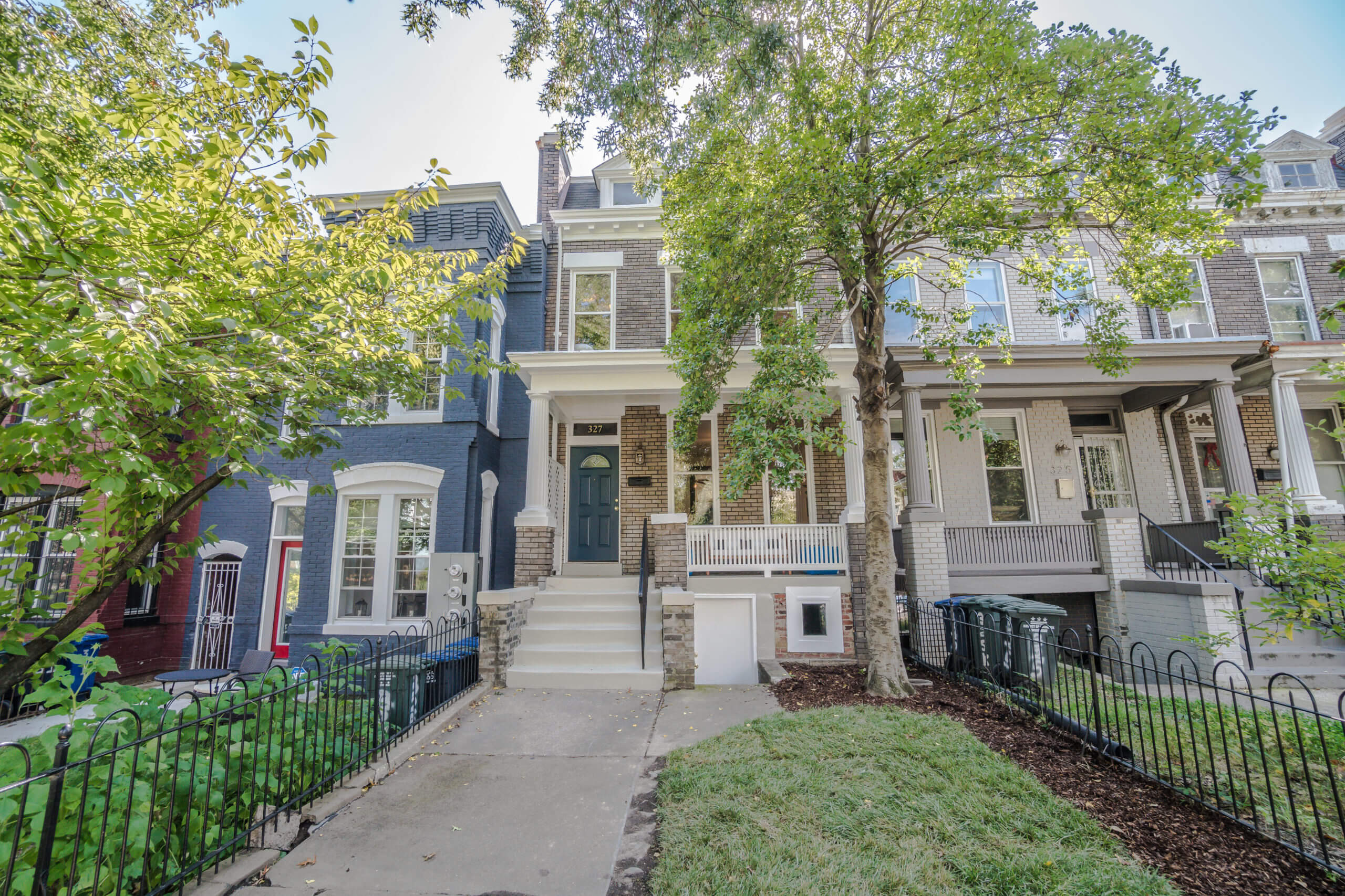 327 K St NE — Barley & Barley