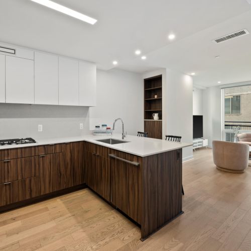 37 L St SE #908